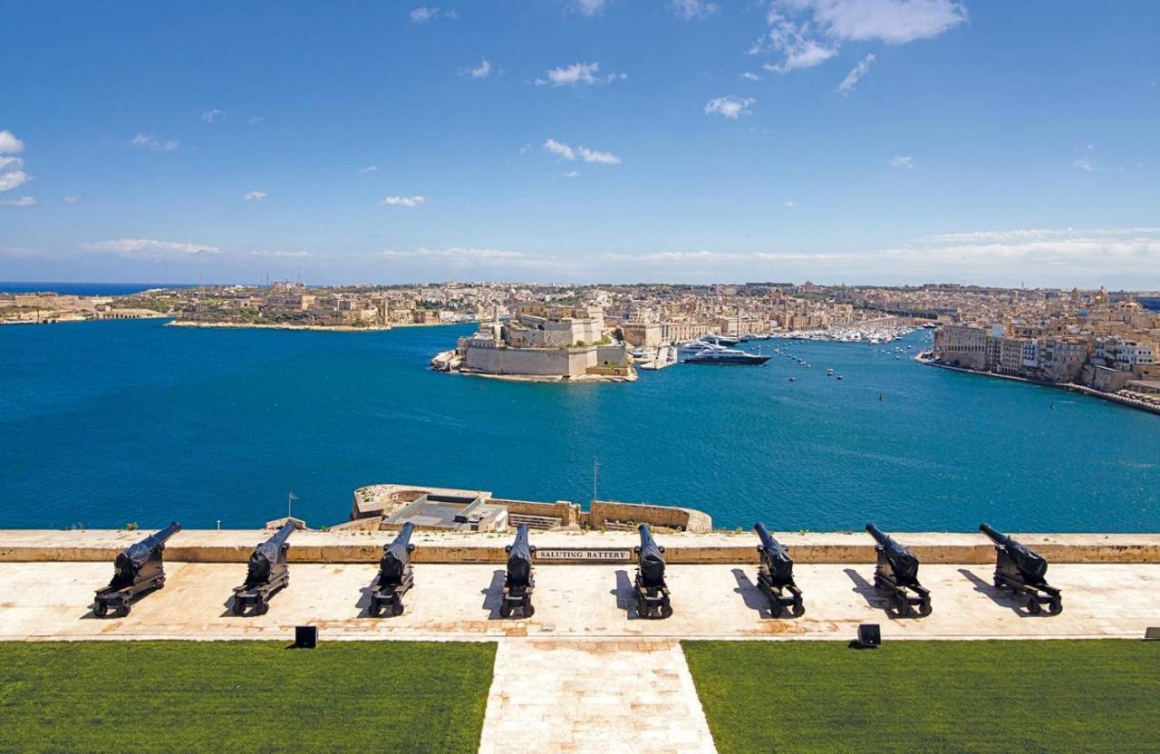 Luxurious 2Br Apartment In Valletta Exterior photo
